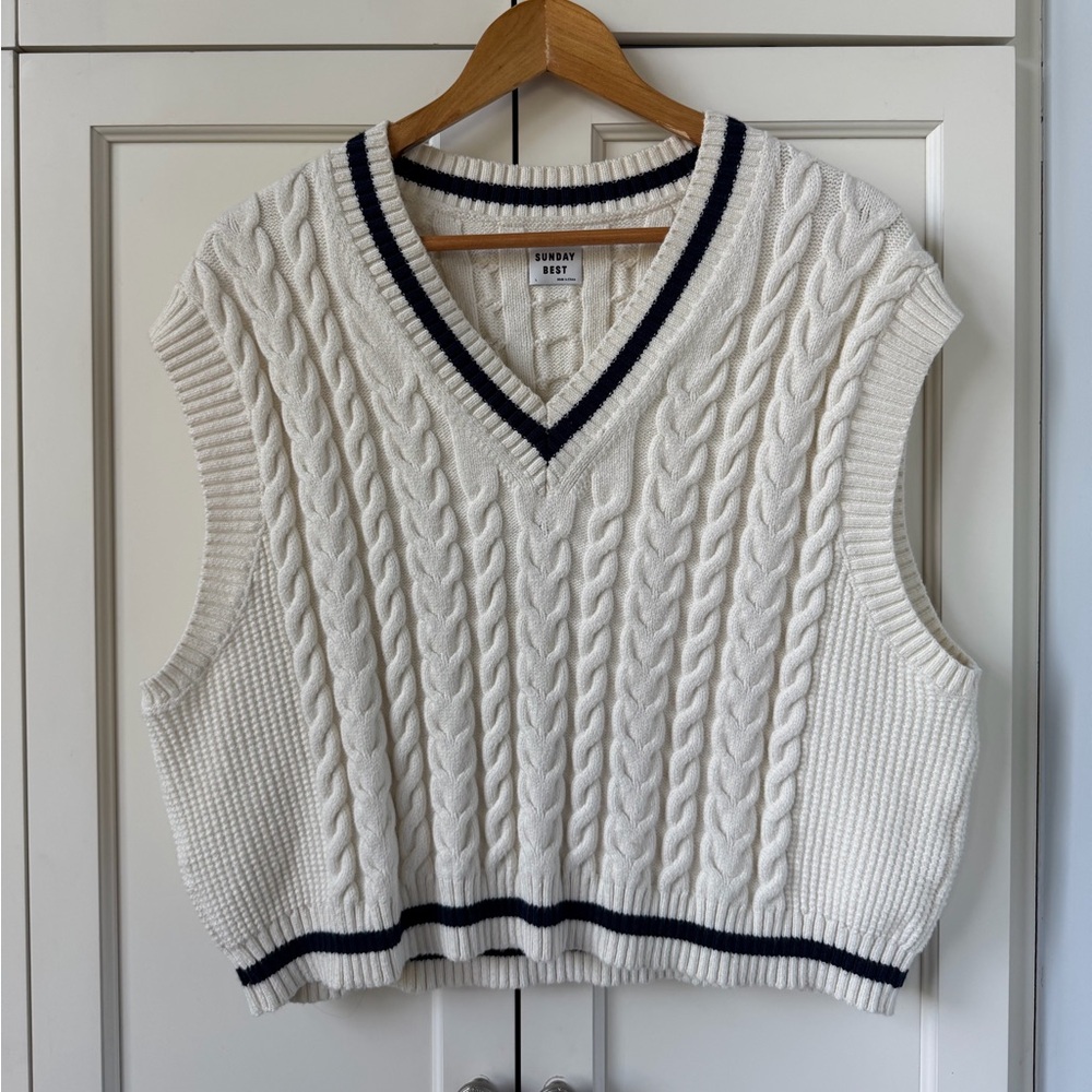 Aritzia/Sunday Best Winston sweater vest